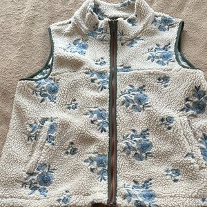 RD Style Cream Sherpa Vest with Blue Floral Design